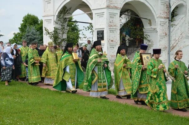 Богослужения в св. Свято-Троицкий Никольский мужской монастырь Гороховец настоятель. Никольский мужской монастырь Гороховец. Гороховецкий Свято-Троицкий Никольский монастырь настоятель. Никольский монастырь мужской г.Гороховец настоятель.