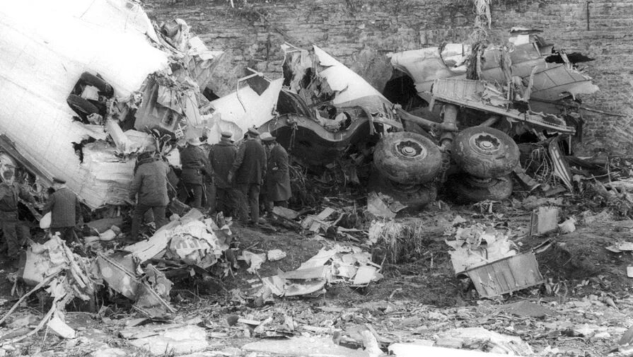 1972 год крушение. Катастрофа ил-62 в Варшаве (1980). Катастрофа ил-62 под Москвой (1982). Катастрофа ил-62 в Варшаве 1987. Ил-62 катастрофы.