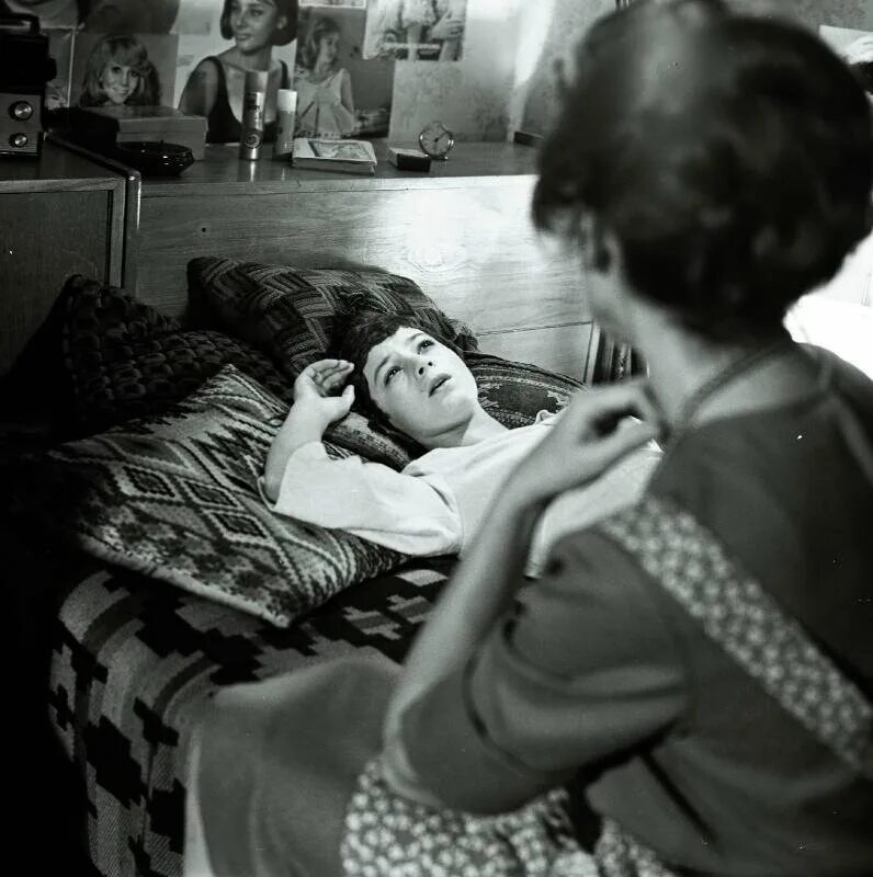 "время любить и время умирать" film. Время любить и время умирать. "время любить и время умирать" film. Эрнст гребер ремарк. "время любить и время умирать" film.