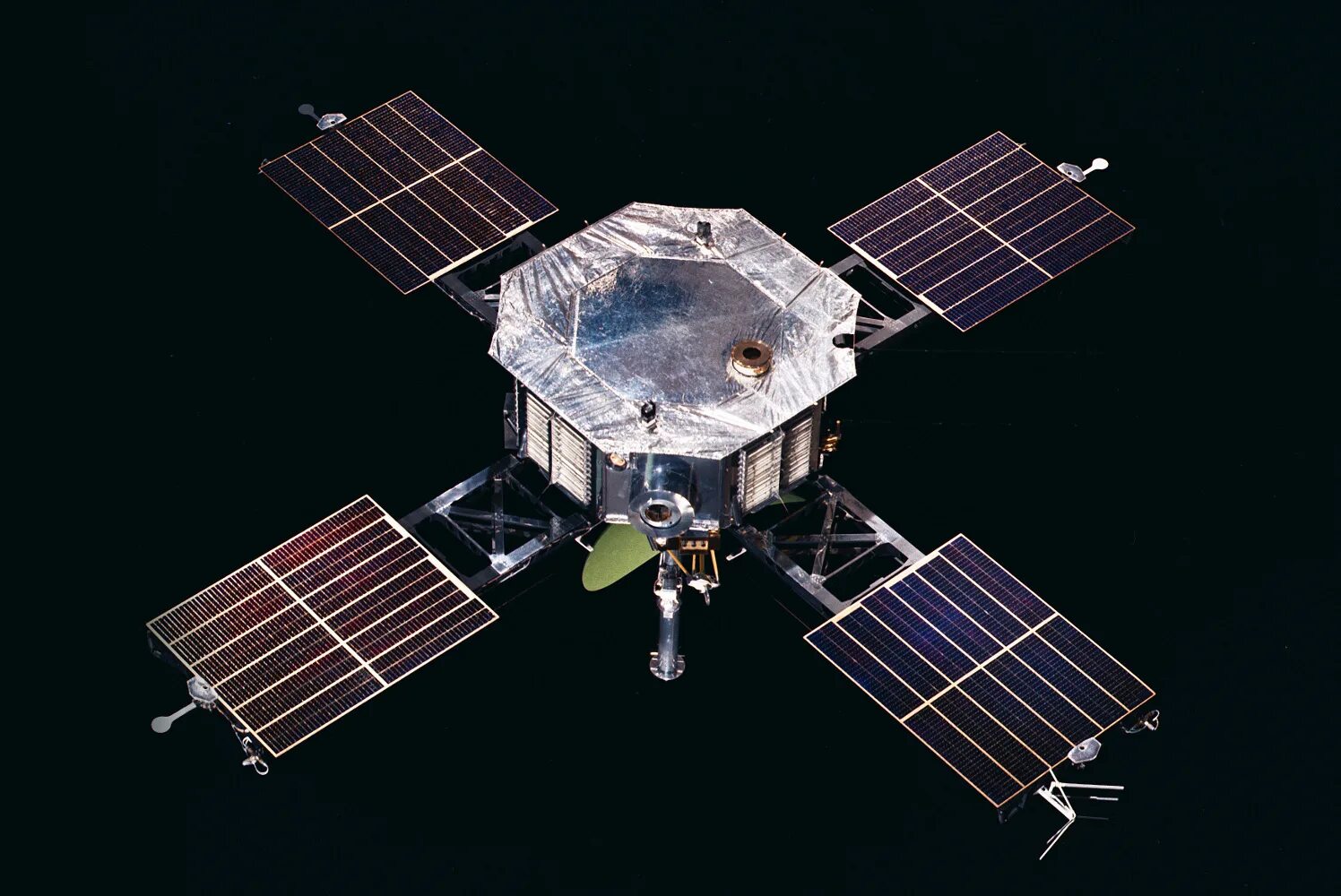 Как называется самый большой космический аппарат. Маринер 10 космический аппарат. Космический аппарат Маринер 2. Маринер-3 автоматическая межпланетная станция. Mariner 5.