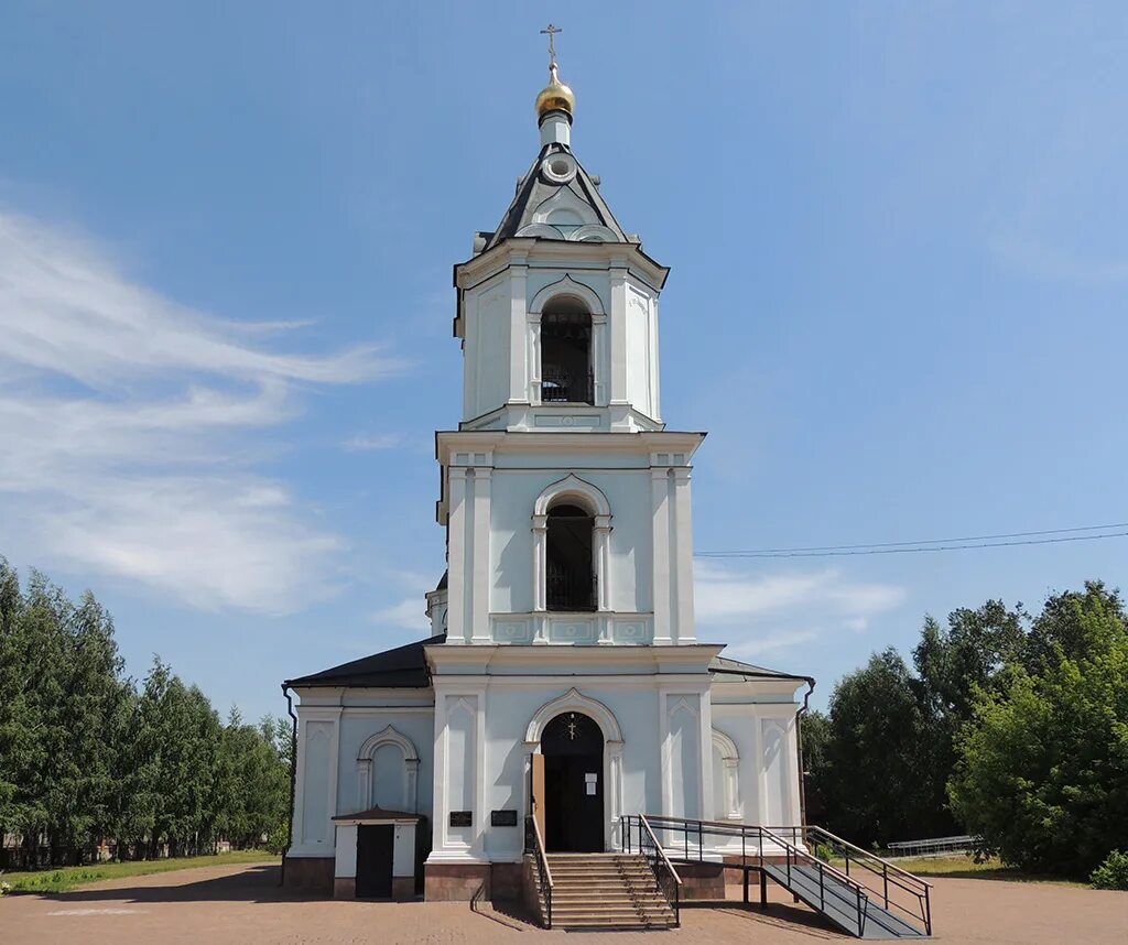 храм в честь рождества пресвятой богородицы в капотне. московский богородице-рождественский храм в капотне. храм рождества богородицы капотня в москве. храм рождества богородицы капотня в москве. капотня церковь рождества богородицы.
