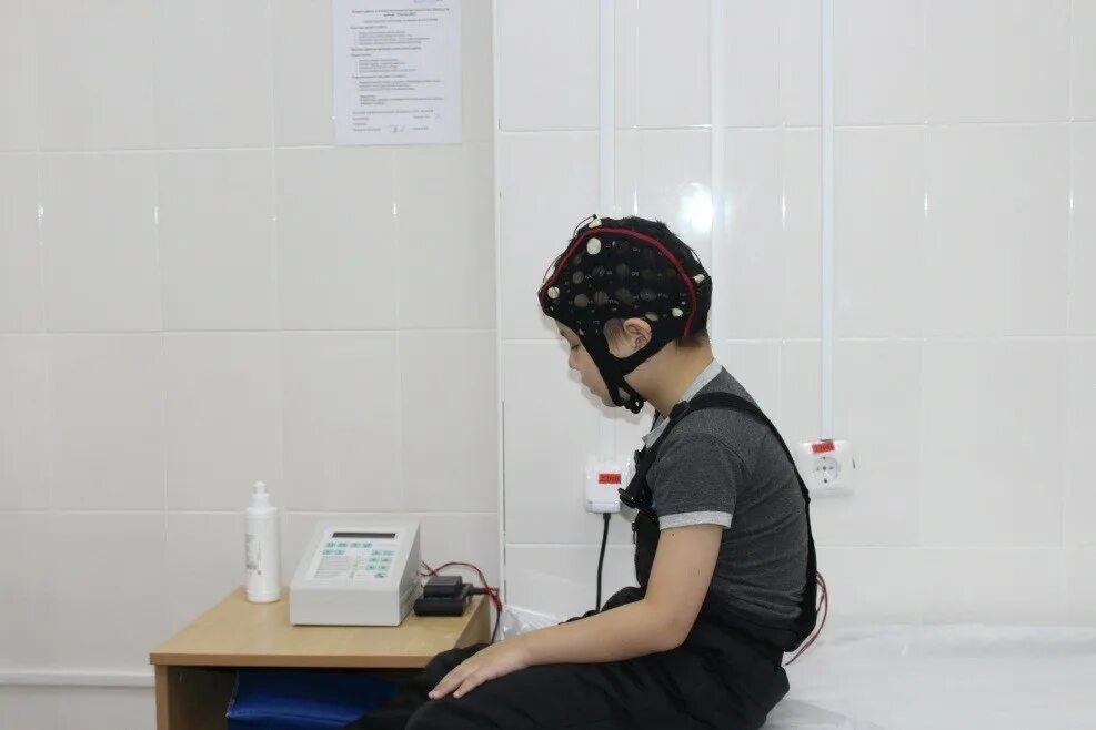 Ткмп головного мозга что это. Аппарат полярис для микрополяризации. Полярис микрополяризация головного мозга. Ткмп головного мозга что это. Аппарат микрополяризации реамед-полярис.