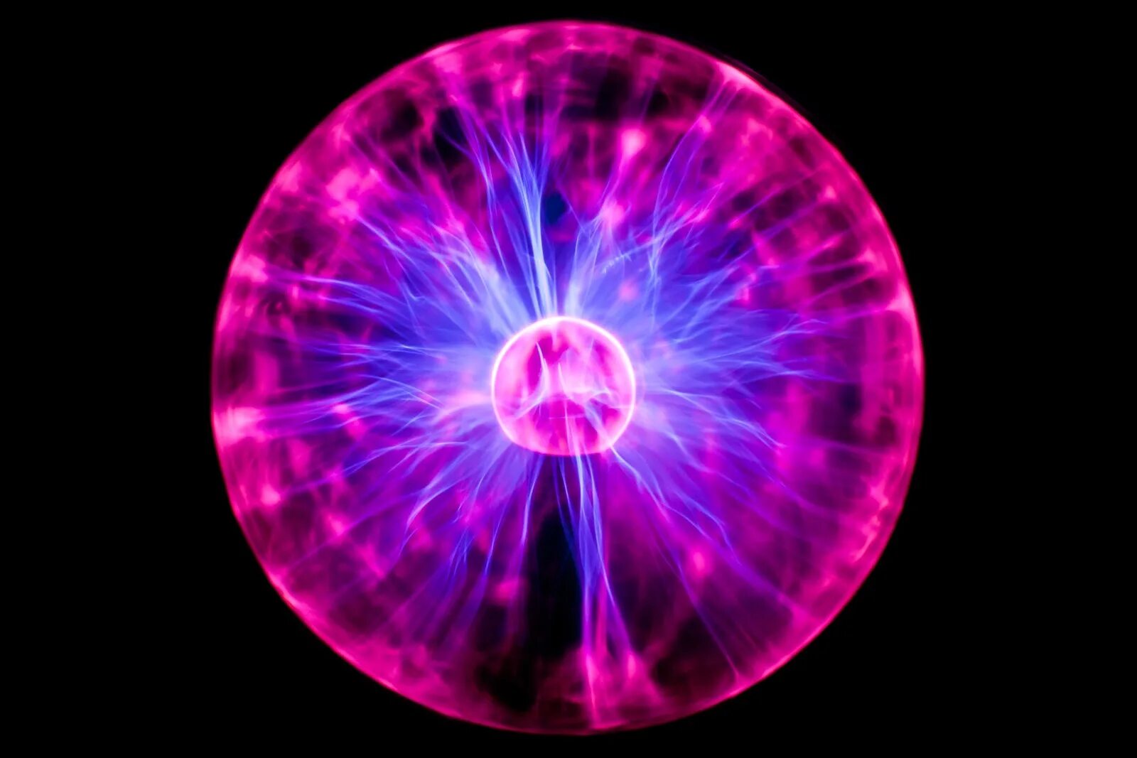 Плазма ионизированный газ. Слабоионизированная плазма. Плазма физика. Газоразрядная плазма. Плазма куб.