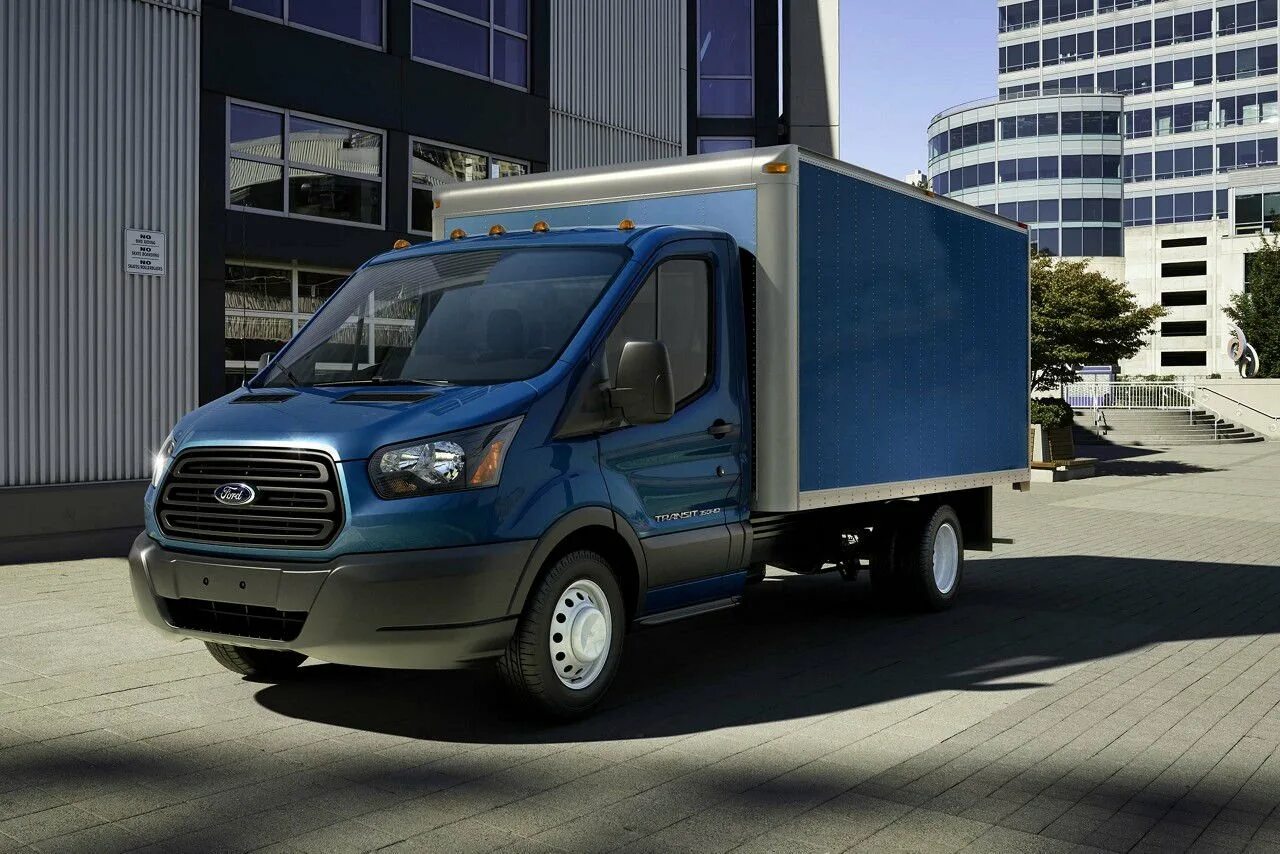 Ford Transit грузовой. Ford Transit 2018 фургон. Ford Transit 2018 грузовой. Грузовой фургон Ford Transit van.