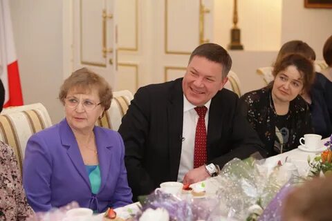 Жена губернатора