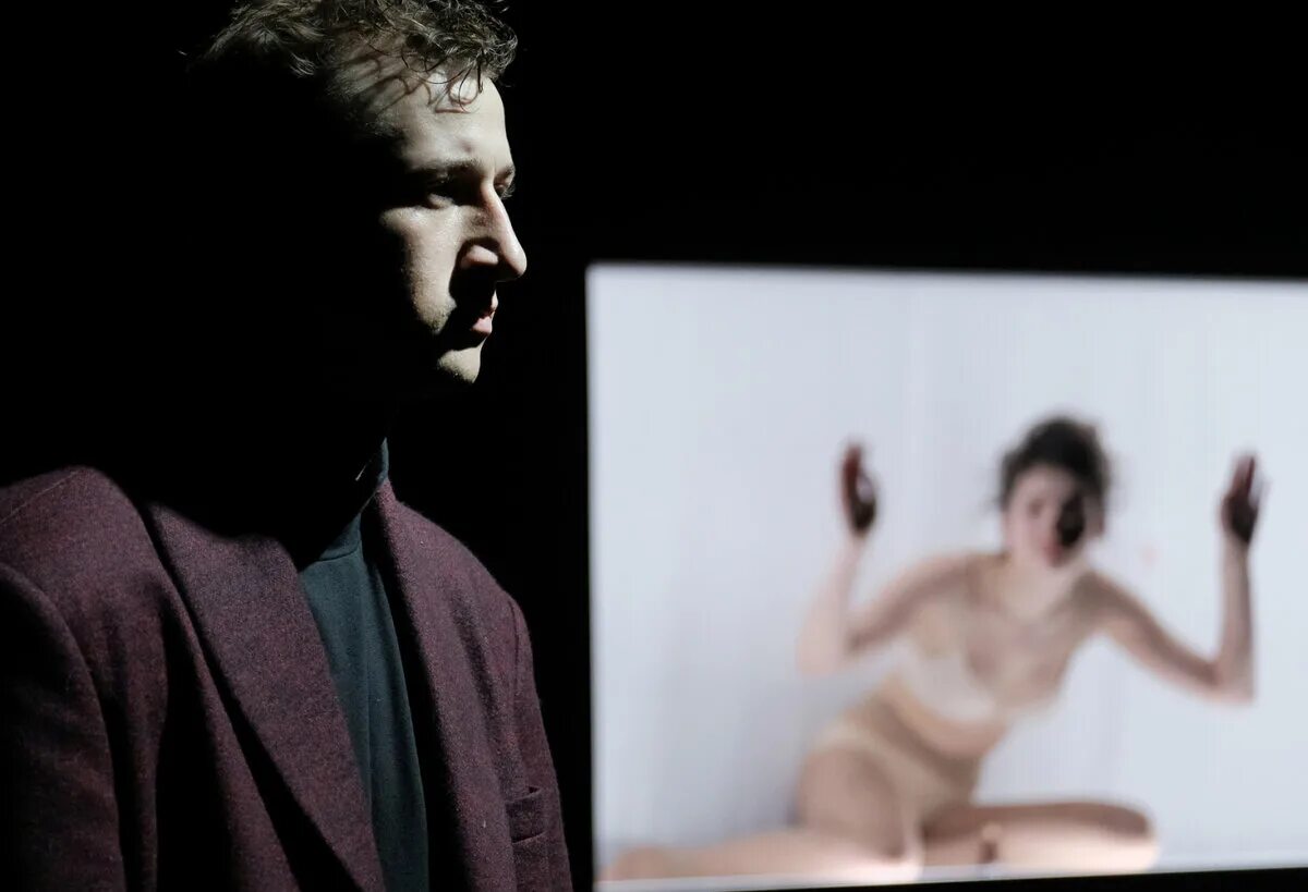 Циники театр. Циники спектакль моссовета. Актеры спектакля ричард 3 театр моссовета. Анна борисовна мариенгоф. Циники мариенгоф спектакль.