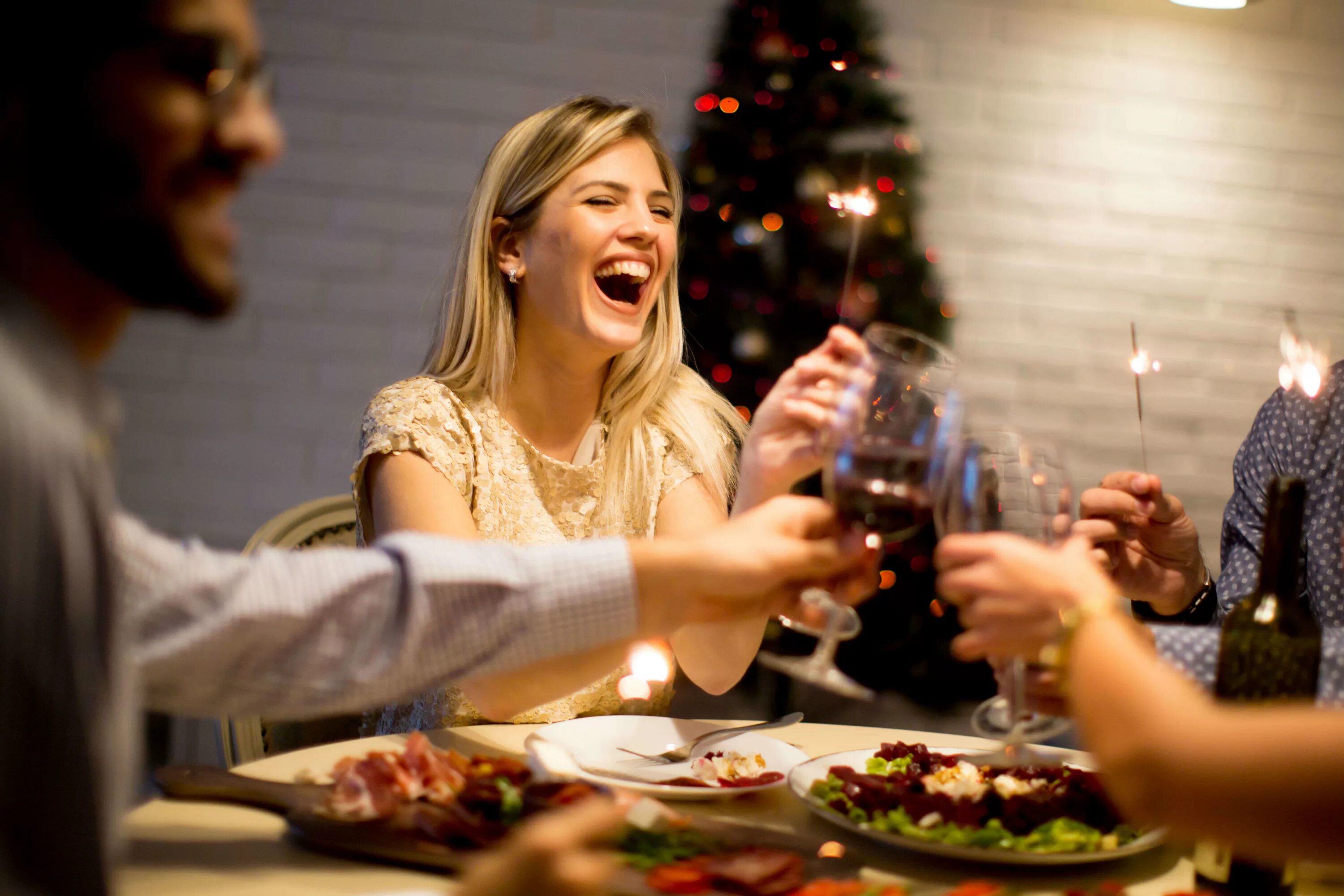 Problems with celebrating new year. Стоковые фото люди отмечают новый год. friends who celebrating the new year&#039;s му. how young people in zetland celebrate the new year.