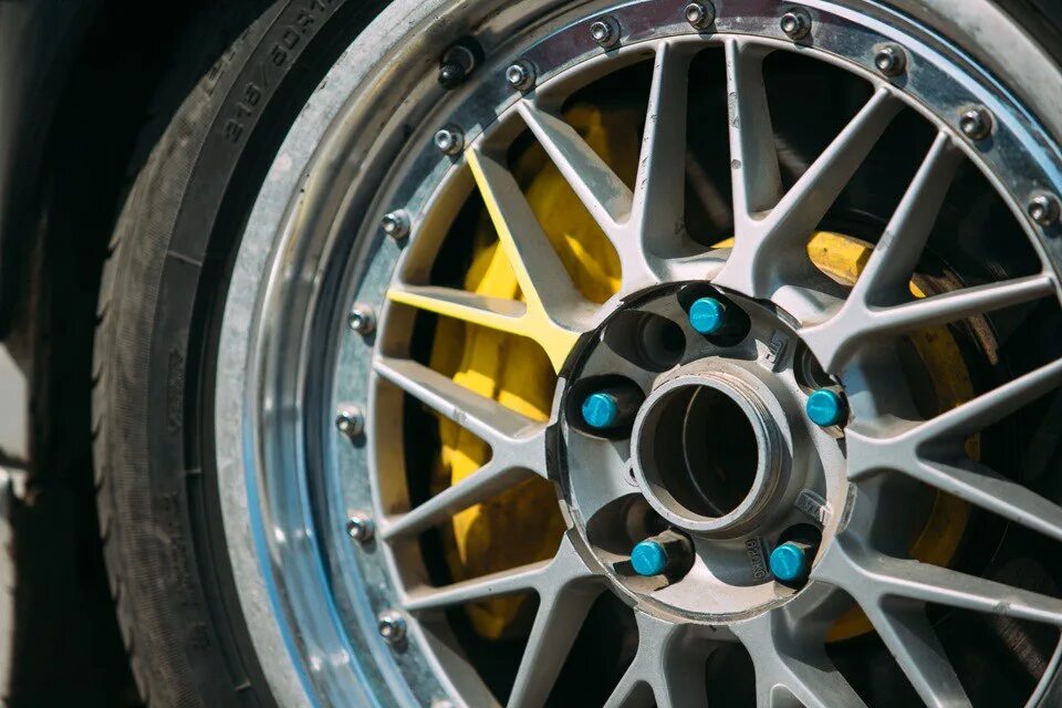 колес проджект. тормозные диски project mu. гайки rays project m12*1. купить сменные роторы project mu scr pro. чугунные тормозные диски.