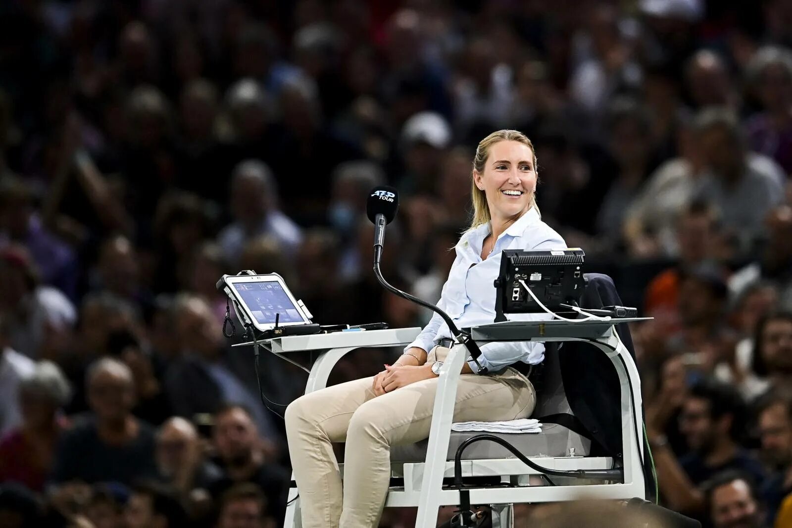 Атр женщины. Судьи atp женщины. орели торт судья теннис. aurelie tourte судья.