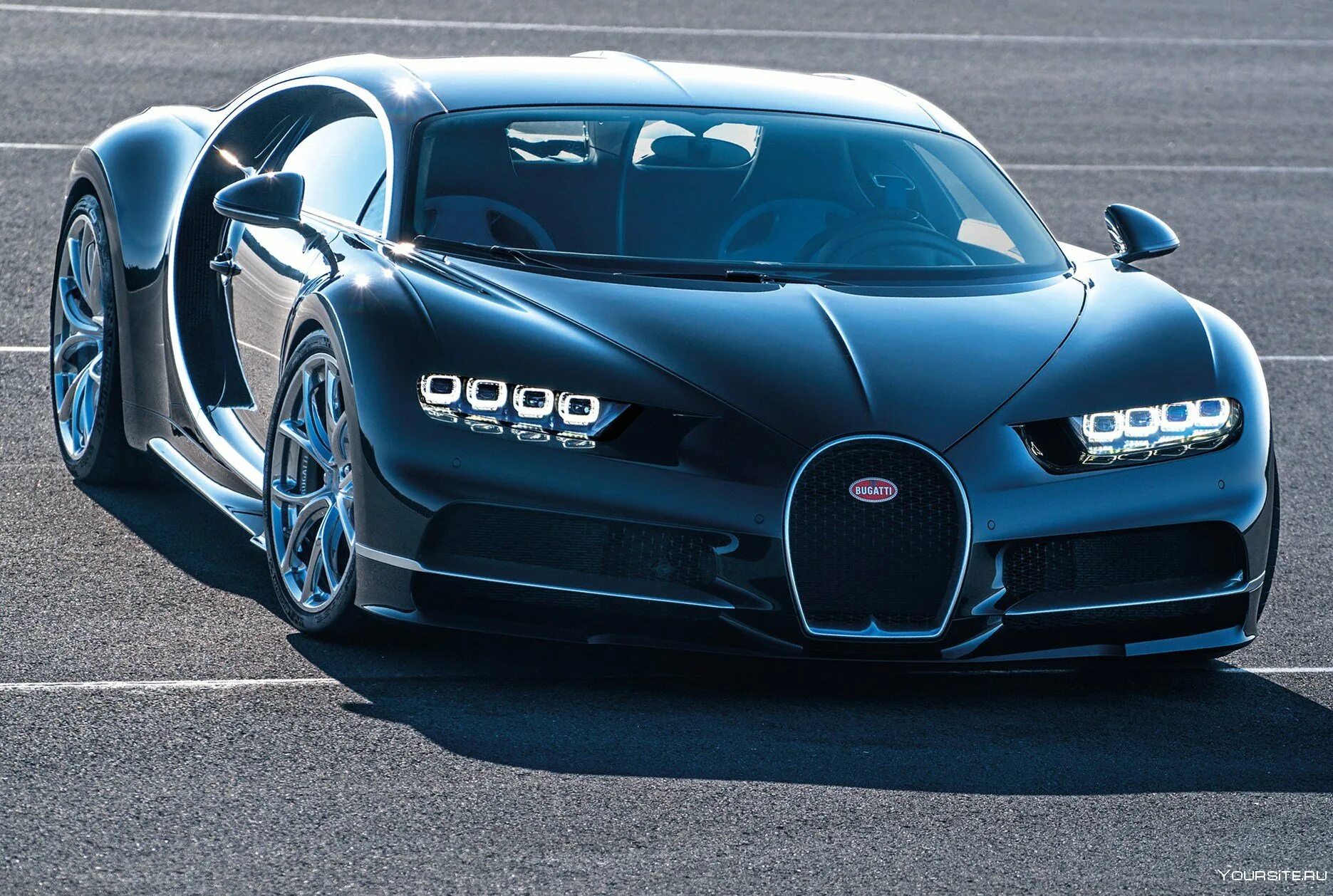 Машина bugatti chiron. Бугатти ЧИРОН. Бугатти Шерон. Бугатти Шерон 2021. Бугатти Шерон супер спорт.