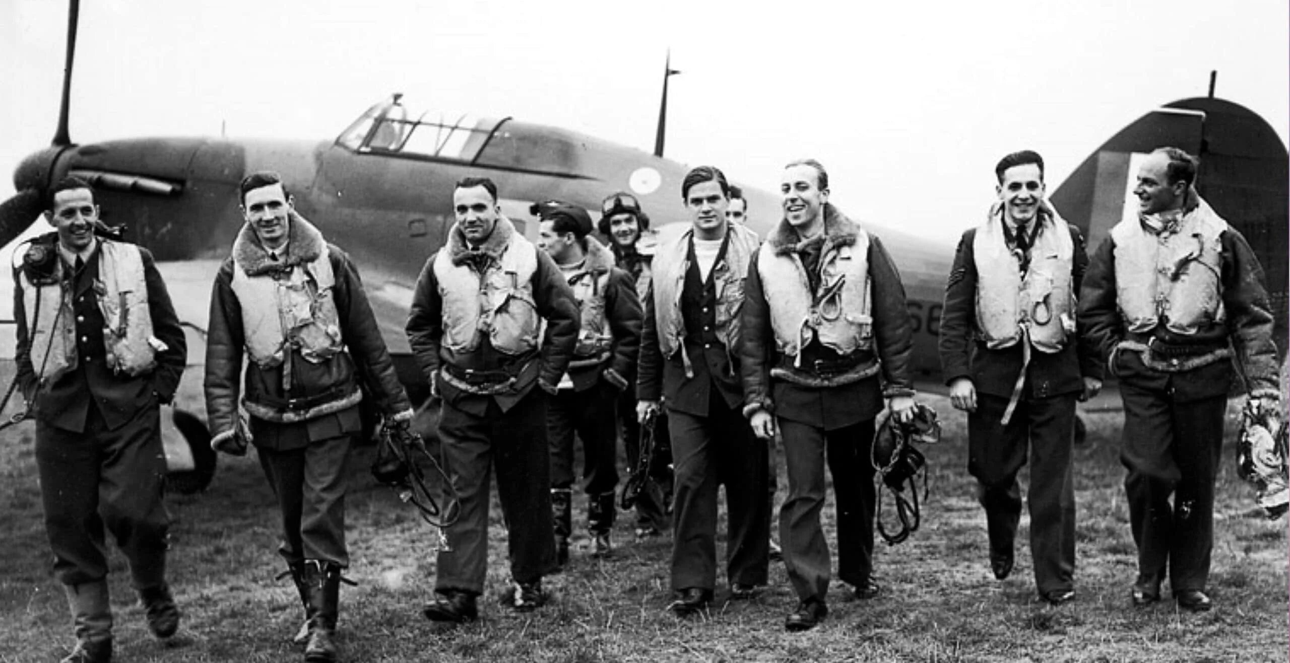 Битва за британию 1940. 303 эскадрилья raf. пилоты ввс британии второй мировой. польская эскадрилья 303. норвежская кампания 1940.