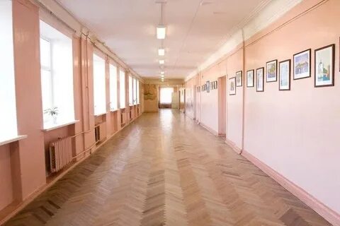 Внутренности школы