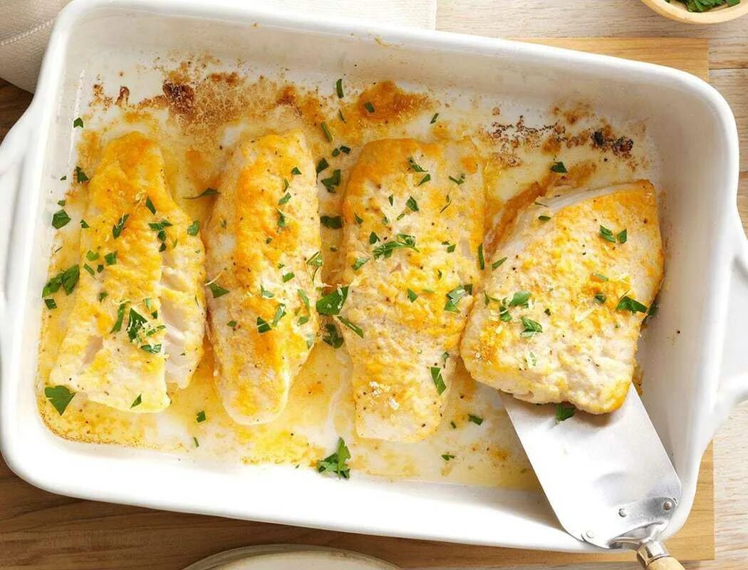 Как вкусно приготовить филе трески в духовке. Треска в духовке. рыба треска в духовке. треска запеченная. треска запеченная в духовке.