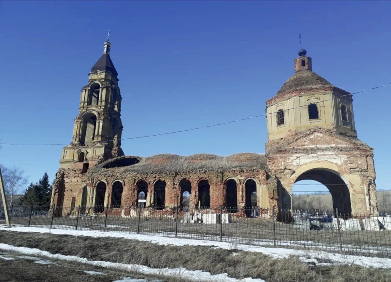 В начале 2012 года в воронежской области. Кучугуровская Церковь в Воронежской области. Воронежская область храм Белоречье. Церковь в Кучугурах Воронежская область. Культурное наследие Воронежской области.