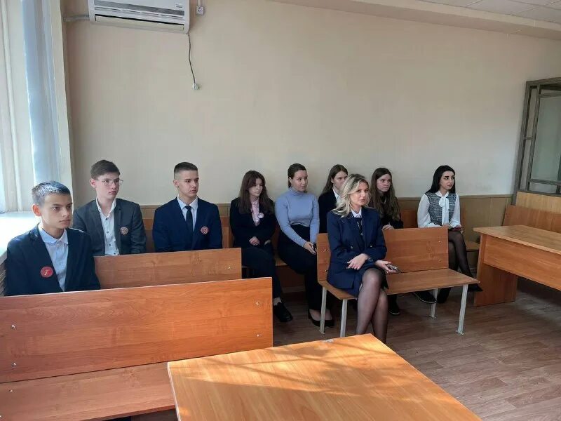 суд железнодорожного района симферополь. мировой суд симферополь центральный район. мировые судьи симферополь. железнодорожный районный суд симферополь. суд симферополь воровского.