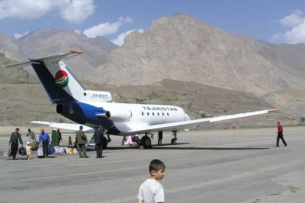 Аэропорт Худжанд Таджикистан. Аэропорт Хорог Таджикистан. Аэропорт Памир Таджикистан. Аэродром Мургаб Таджикистан.
