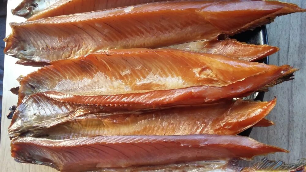 молоко рыба копченая. копченая рыба толстолоб. молоко рыба копченая. молочная ханос вяленая. форель копченая.