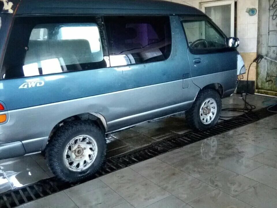 Тойота таун айс приморский край. Тойота Таун Эйс 1995 года. Toyota Town Ace 3. Toyota Lite Ace, III поколение. Тойота Town Ace 3 1995.