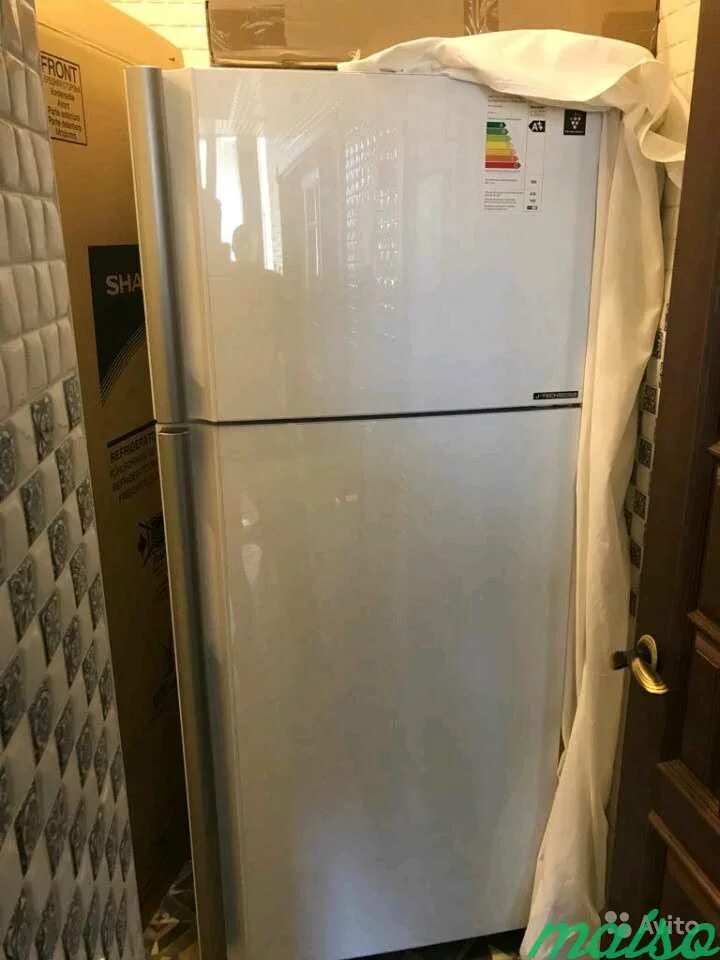 Холодильник sharp sj-xe59pm. Sj 692n sl sharp холодильник. Холодильник шарп двухкамерный. Холодильник шарп авито. Холодильник шарп sj-43k.