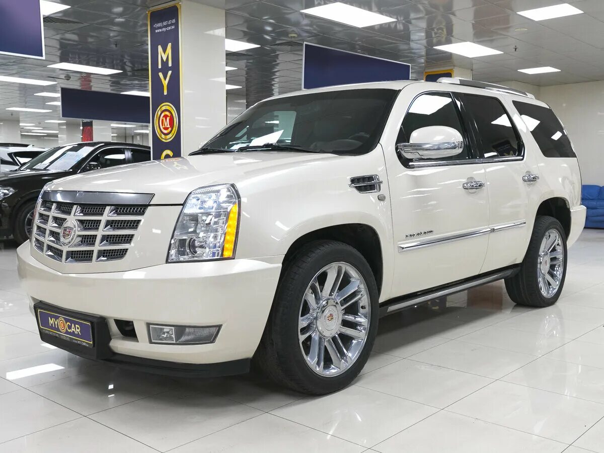 Кадиллак эскалейд 2017 черный. Platinum машина. Platinum машина. Cadillac escalade 2015. Cadillac escalade 2018 темно-синий.