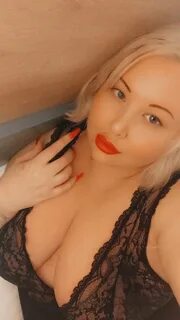 Lexi - Home Counties Escort.