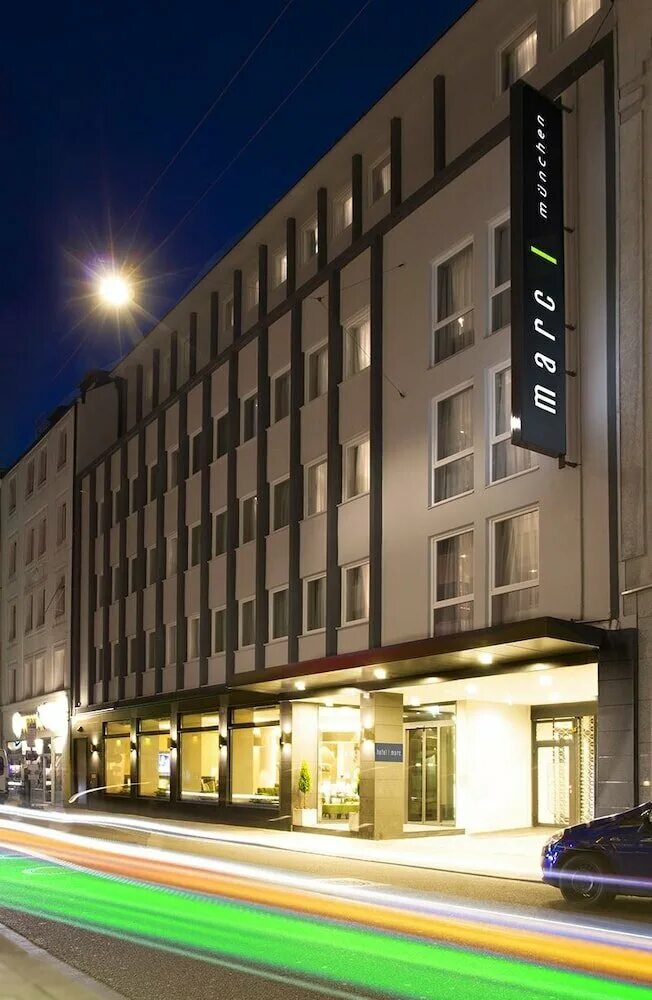 Leonardo hotel berlin. Hotel torbräu. Отели мюнхена фото. Maritim hotel. Отель кемпински в мюнхене.