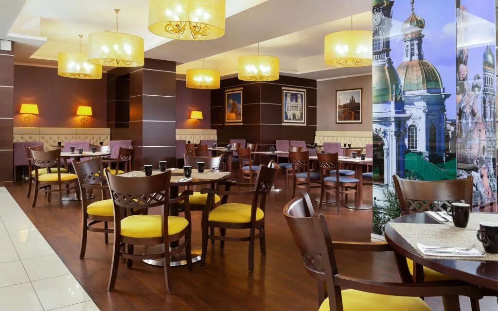 Courtyard by marriott st petersburg center hotel. Отель марриотт санкт-петербург грибоедова 166. Courtyard by marriott st petersburg center hotel. Гостиница марриотт санкт-петербург. Марриотт питер гостиница.