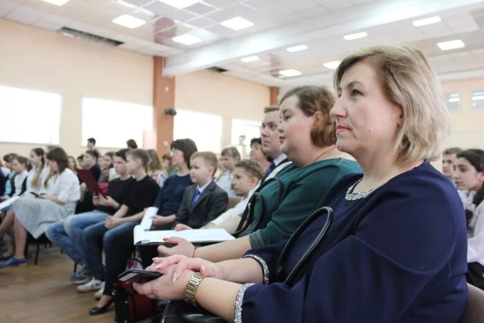 Высшее образование в иваново. Управление образования Иваново. Образование города Иваново. 54 Школа Иваново. Город Иваново школа 31.