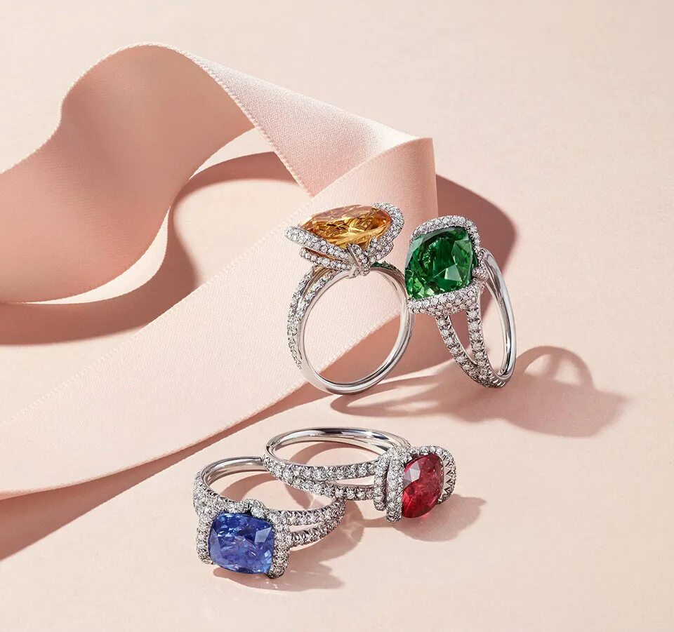 Баннер украшений. Красивые украшения золото. Ювелирный баннер. Баннер украшений. Рекламный баннер украшений.