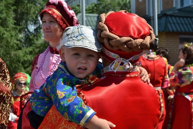 Алтайская культура и традиции. Культурные традиции алтайцев. Традиции алтайцев для детей. Культура и обычаи в Алтайском крае. Традиции алтая