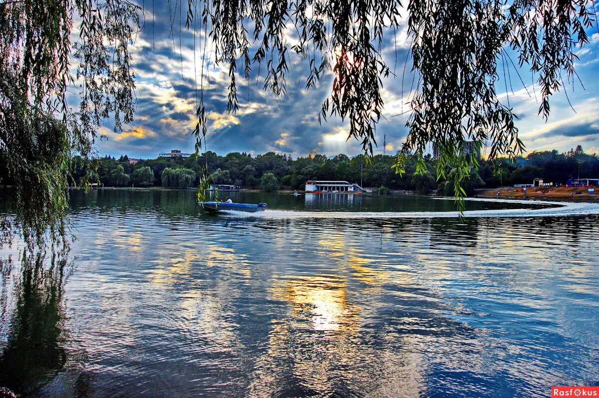 Озеро нальчик фото Фото: Городское озеро. Нальчик.. Владимир Мигузов. Пейзаж. Фотосайт Расфокус.ру