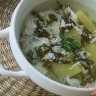 Суп из щавеля без мяса с яйцом