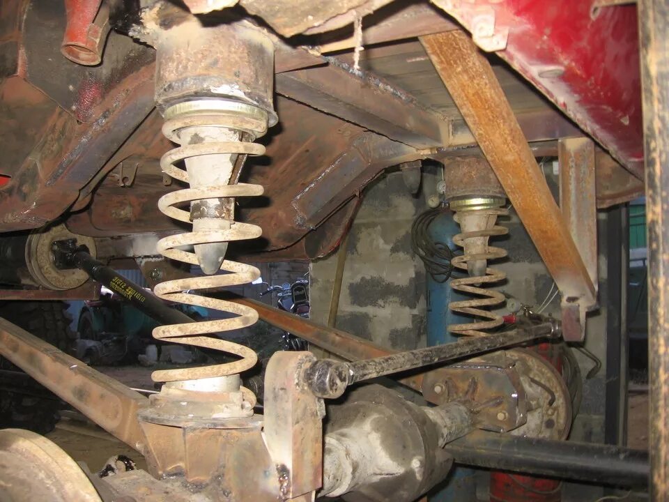 Военные мосты уаз на ниву шевроле. Задний мост нива 21213. Портальные мосты на ниву. Какой мост поставить на ниву. Нива 2121 спереди мост.