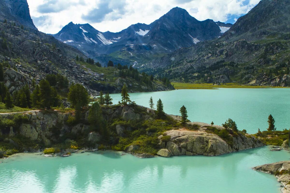 Озеро дарашколь. Название озер горного алтая. Березовая катунь алтай озеро. Мультинские озера алтай. Семь озер на алтае каракольские озера.