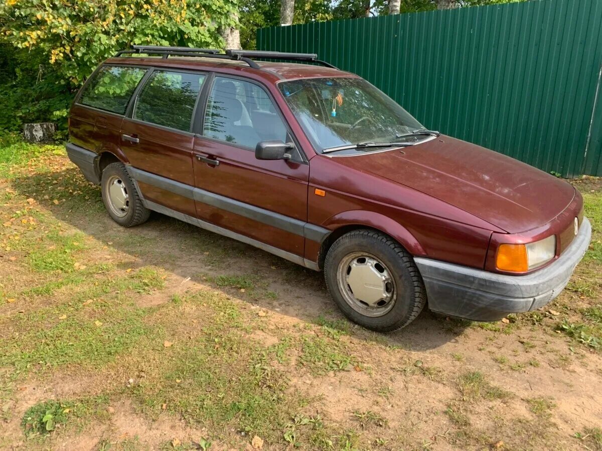 Купить фольксваген пассат 2. Фольксваген Пассат универсал 1992. Volkswagen Passat 2.0 МТ 1992. Volkswagen Passat универсал 1992 года. VW Passat b3 универсал.