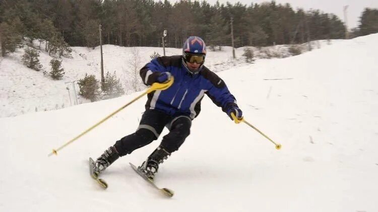 горнолыжка кунгур светлячок. светлячок кунгур горнолыжная. гора светлячок кунгур. светлячок кунгур горнолыжная база. лыжная база светлячок кунгур.
