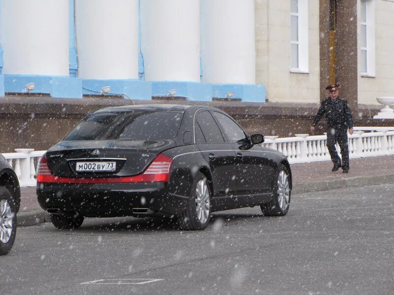 Майбах в Ульяновске. Дорогие машины Ульяновска. Майбах 73 регион. Редкие машины в Ульяновске.