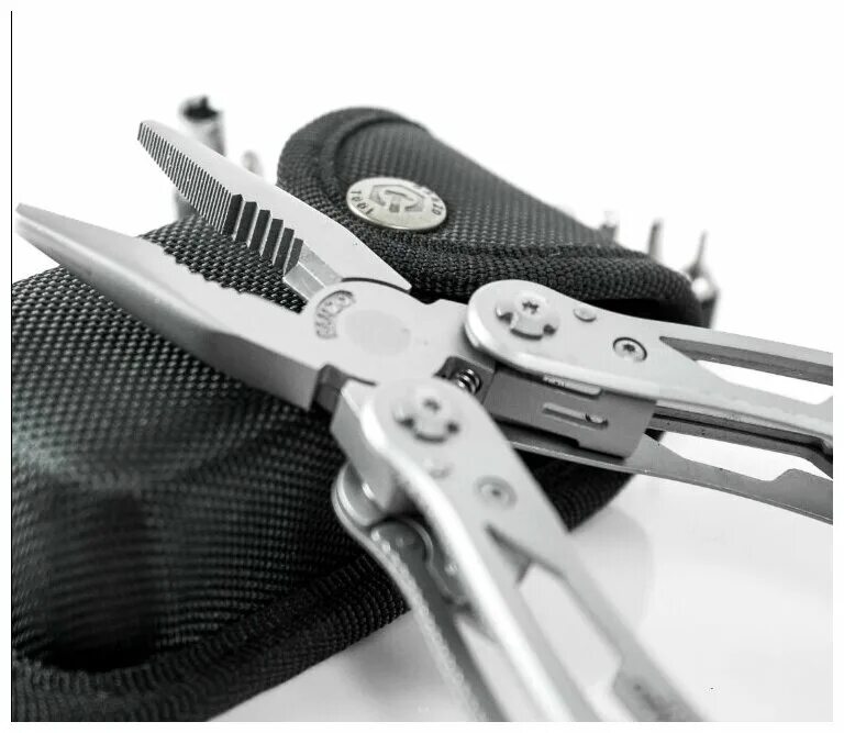 Мультитул виды. Мультитул leatherman charge plus tti 832528 с нейлоновым чехлом. Мультитул leatherman charge tti (830731) (19 функций) с чехлом. Мультитул алиэкспресс. Мультитул виды.