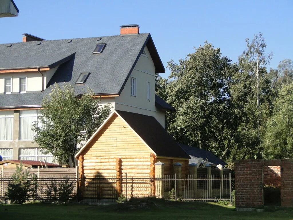 Гостевой дом куршская коса в лесном. Отели на куршской косе. Гостевой дом куршская коса в лесном. Куршская коса королевский бор. Гостевой дом куршская коса в лесном.