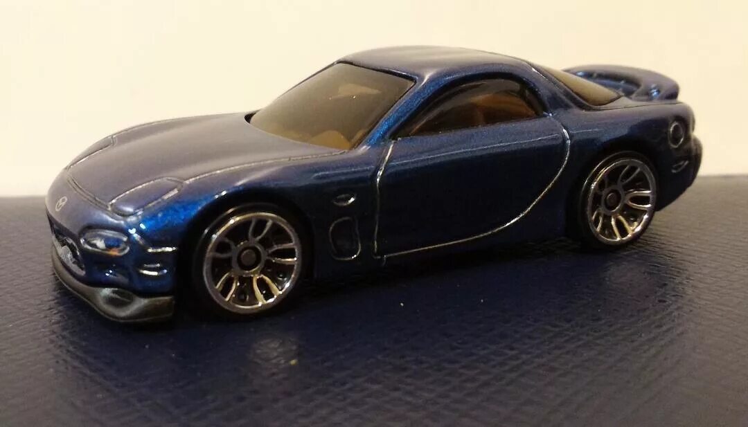 Mazda rx7 hot wheels 2020. Mazda rx7 savanna hot wheels. Mazda rx7 fd hot wheels. Hot wheels 95 mazda rx 7 sth. 95 mazda rx-7 hot wheels.
