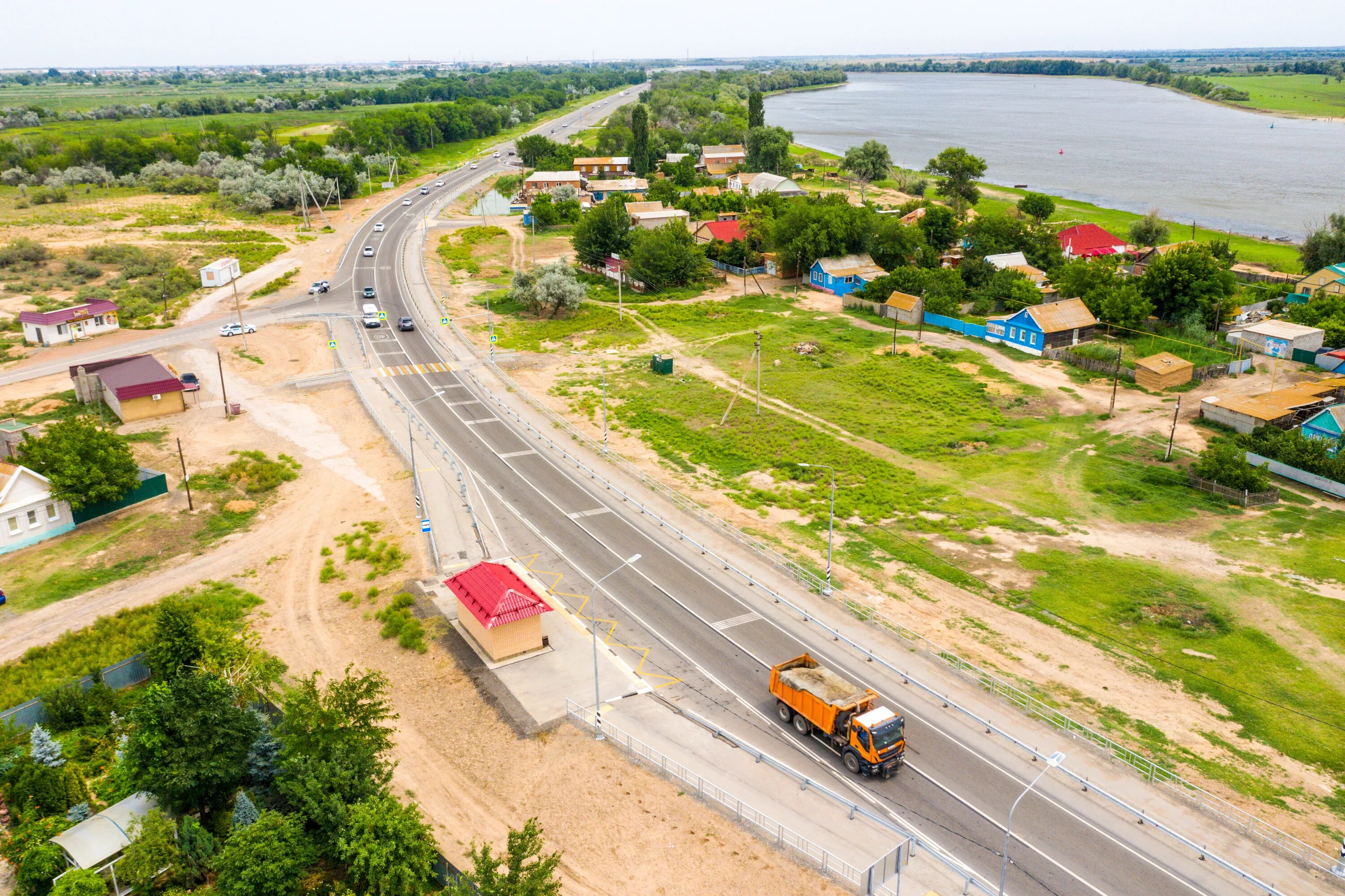 Погода в кировском районе астраханской области. Село Бахтемир Астраханская область. Село Икряное Астраханской области. Икрянинский район Астрахань. Село светлое Икрянинский район Астраханская область.