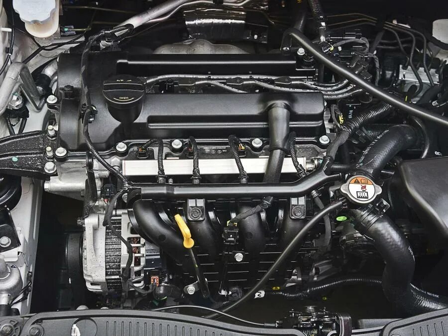 Hyundai 1. Hyundai i20 motor 1. 4 моторный отсек. Hyundai i20 двигатель. Двигатель хендай i20.