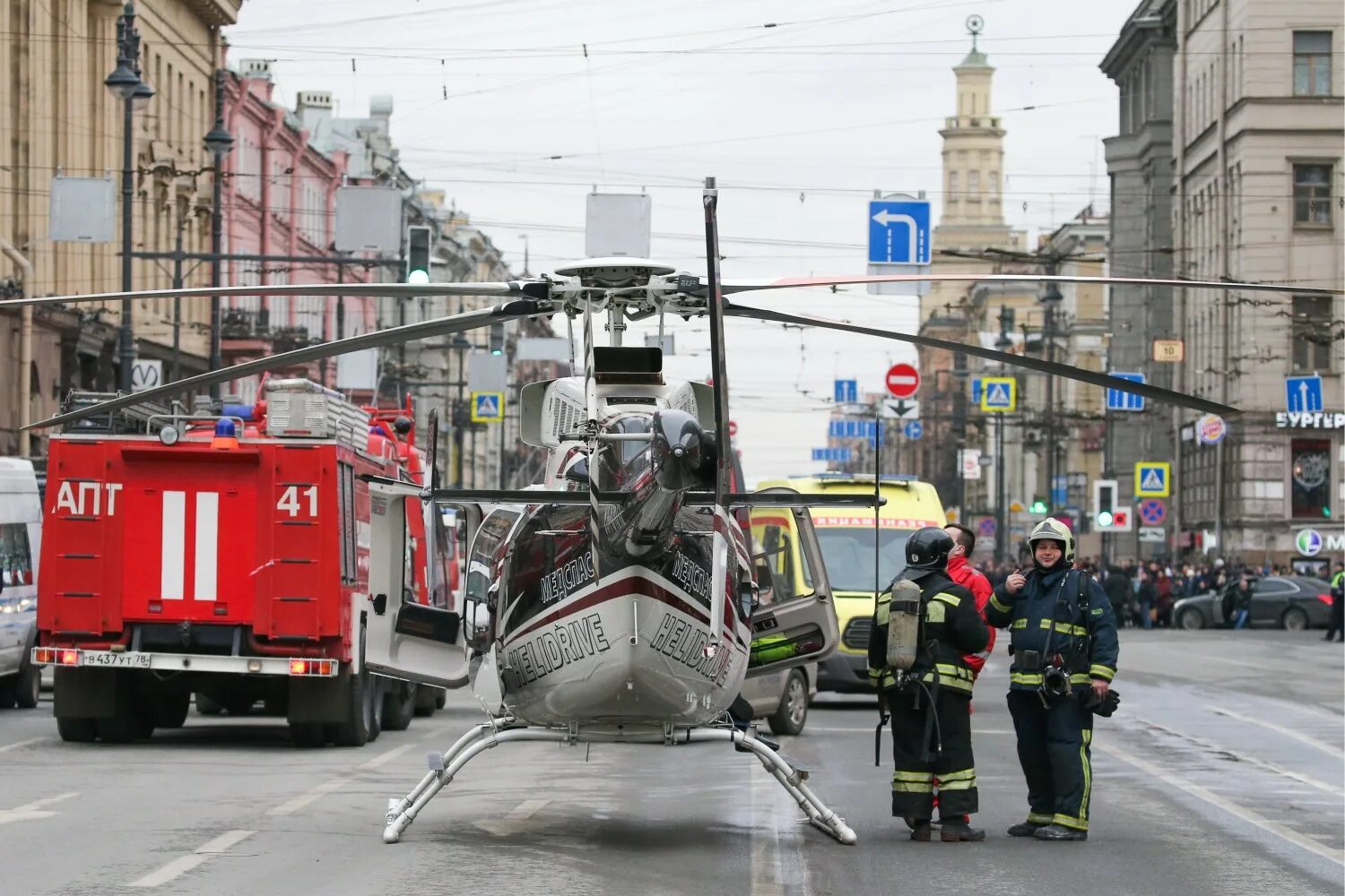 Теракт Санкт Петербург 2017 года. Взрыв в метро Санкт Петербурга 2017. Теракт в СПБ Технологический институт.