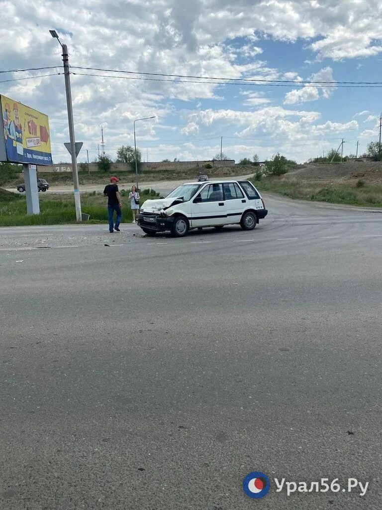 Фото аварий автомобилей. Новотроицк происшествия. Авария вчера на Новотроицком шоссе. Новотроицкое шоссе 15. Орск ру новости происшествия авария орск