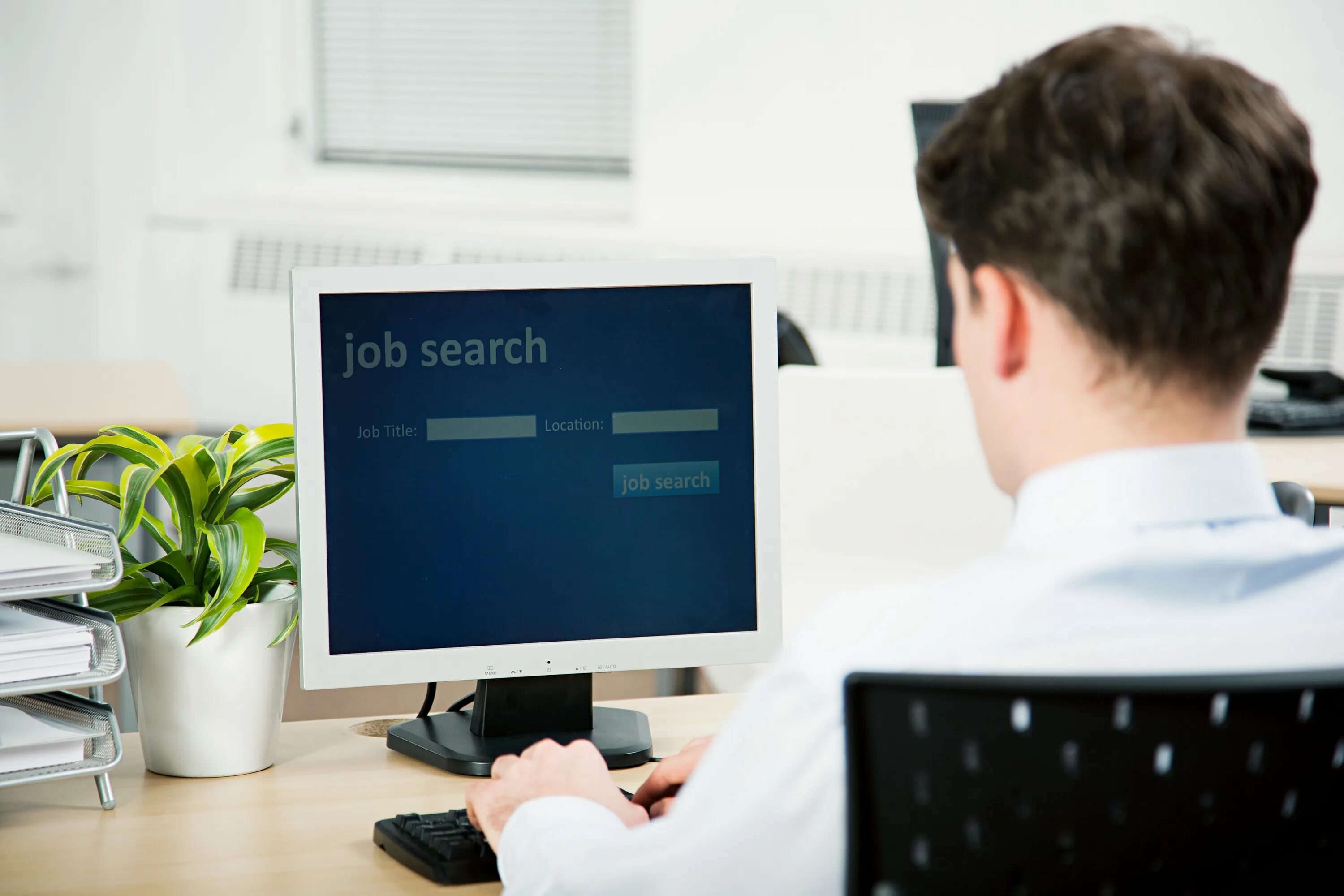 Try to get a job. Job search. job searching. job search sites. internet in job searching.