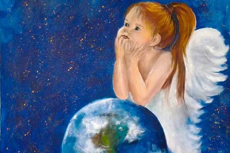 У каждого есть свой ангел хранитель. Небесные ангелы. Девушка - ангел. Ангел со спины. Мама ангел хранитель.