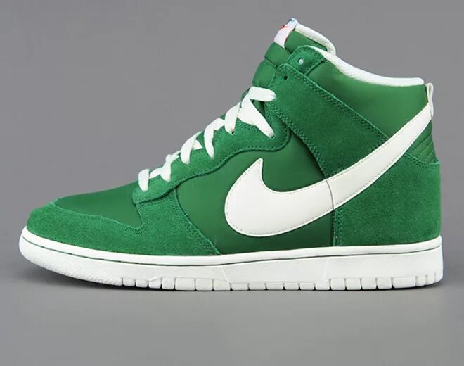 Найки с карманом. Nike Dunk SB женские. Nike Dunk High. Nike Dunk 2023. Nike SB Dunk High зеленые.