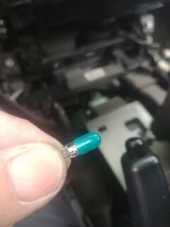 Лампочка на подсветку автомата