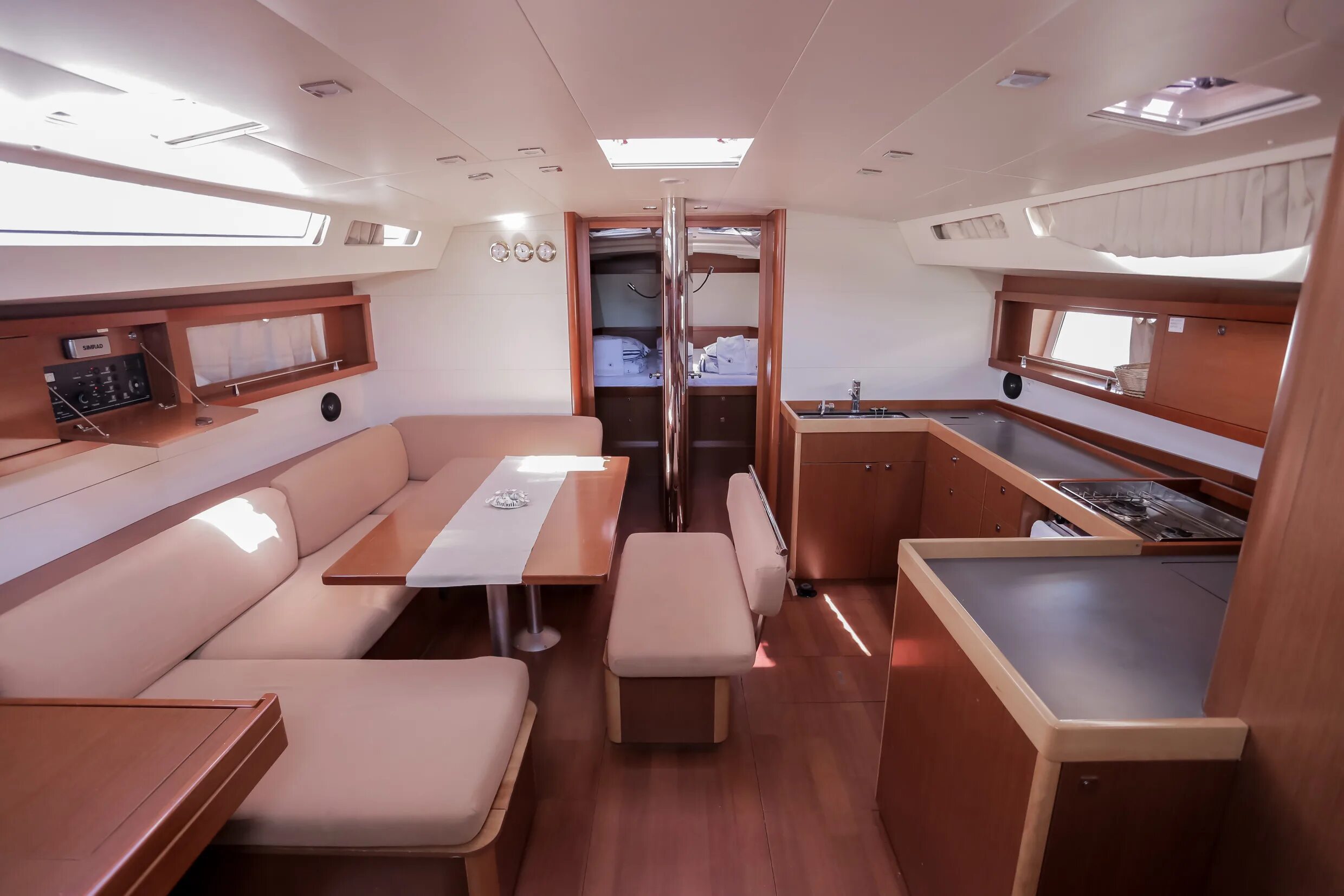 Яхта oceanis 51. 1. Яхта бенету океанис 43. Океанис фото. Beneteau oceanis 45.