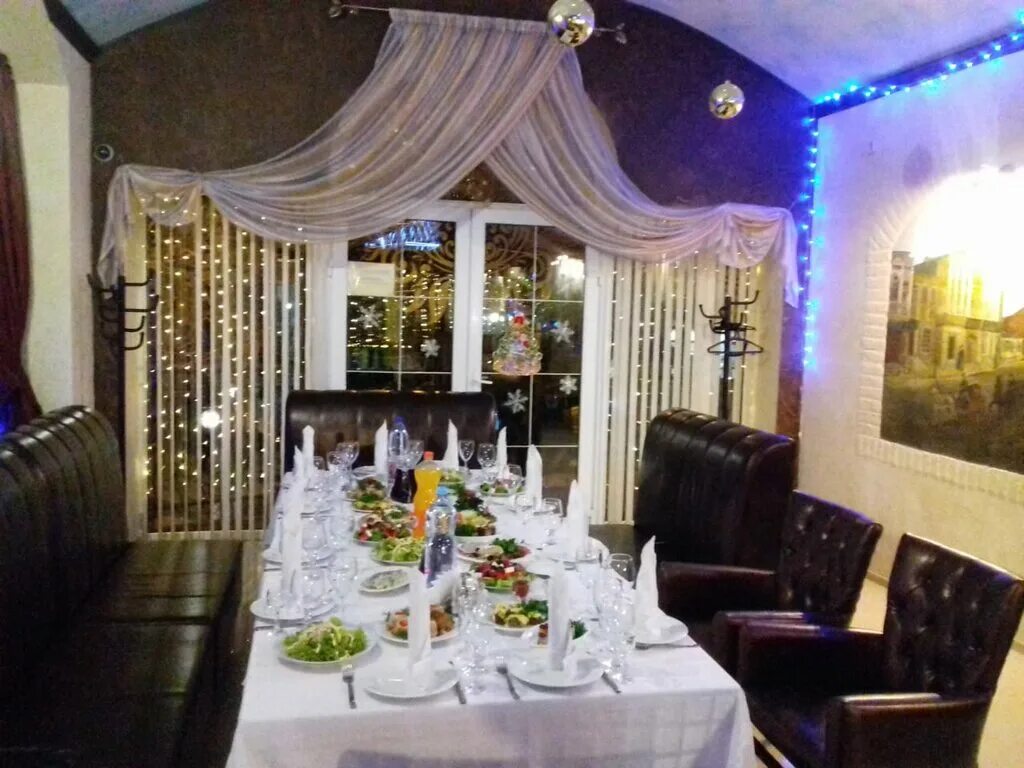 Guzzler, bar, pub, Taganrog, Petrovskaya ulitsa, 35 - Yandex Maps